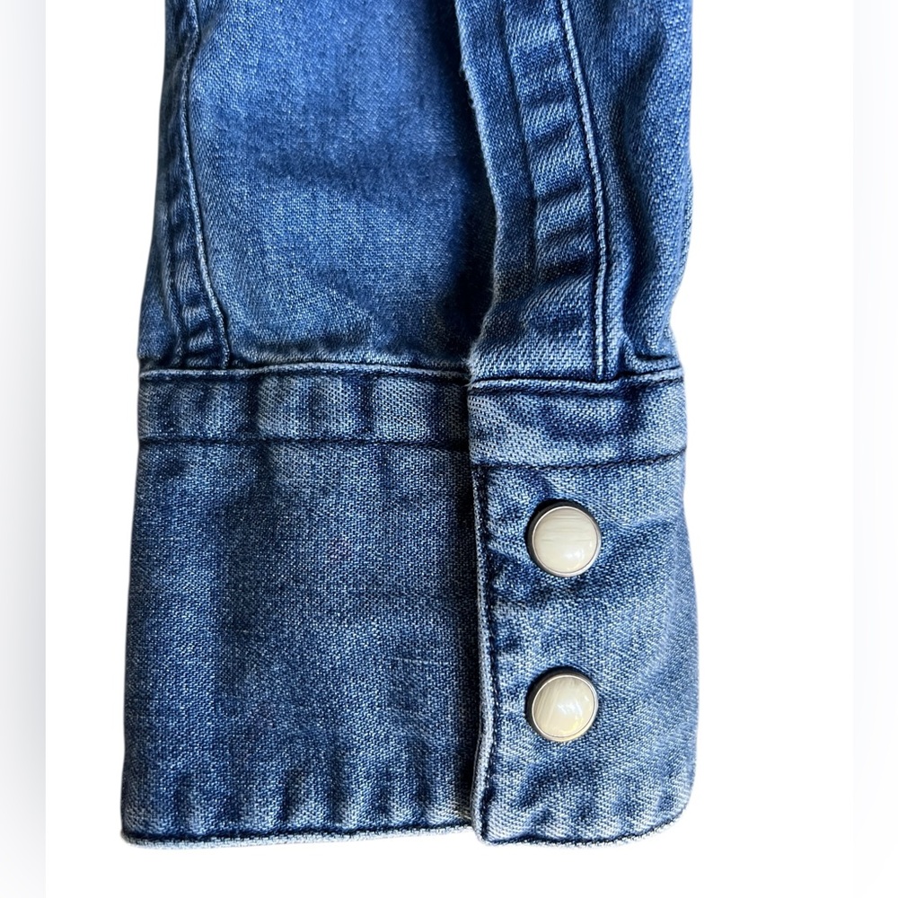 Levi’s Western Denim Shirt Slim Fit Snap Front Medium Wash Size M - Picture 5 of 7